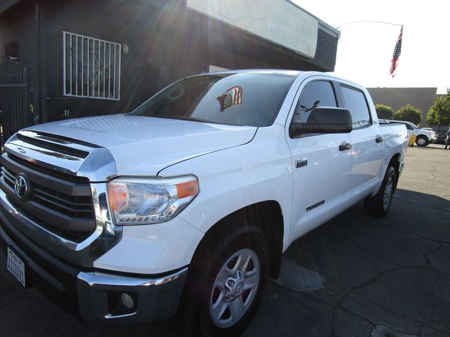 2015 Toyota Tundra SR5