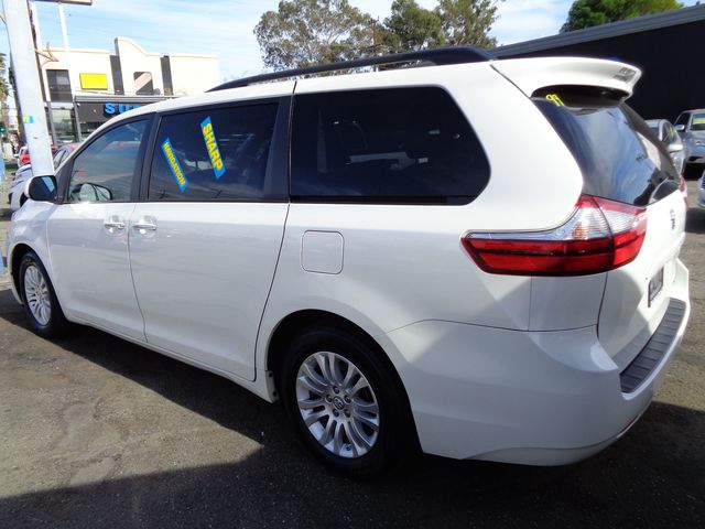 2016 Toyota Sienna XLE Premium