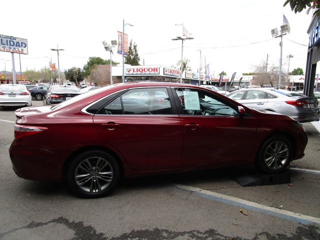 2016 Toyota Camry SE