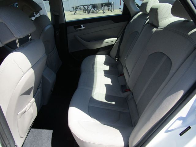 2015 Hyundai Sonata 2.4L SE