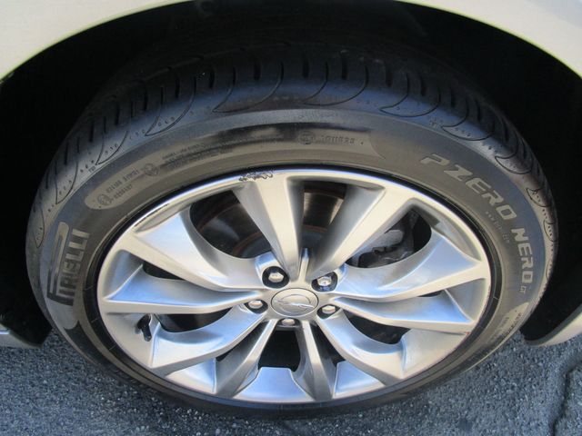 2016 Chrysler 200 S