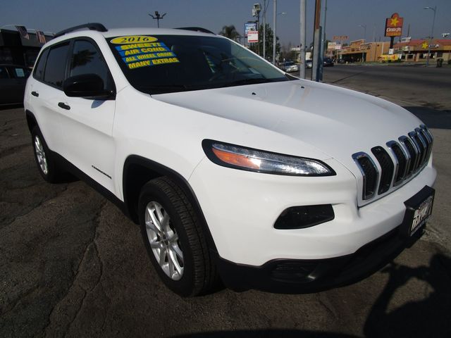 2016 Jeep Cherokee Sport