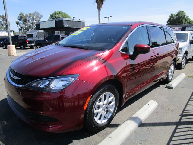 2017 Chrysler Pacifica LX