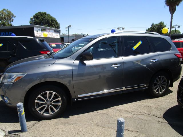 2016 Nissan Pathfinder SL
